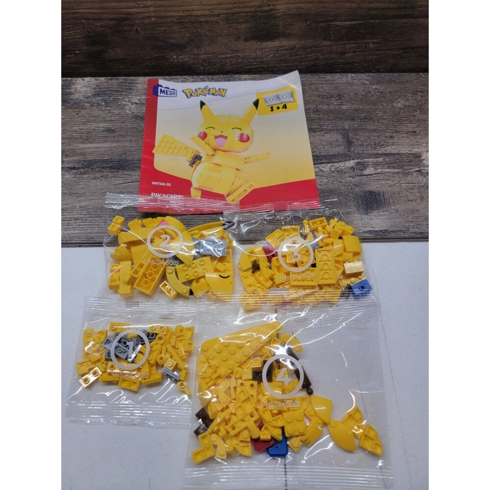 NEW MEGA Construx Pokemon Build And Show 3 Pack Pikachu ONLY Set Sealed
